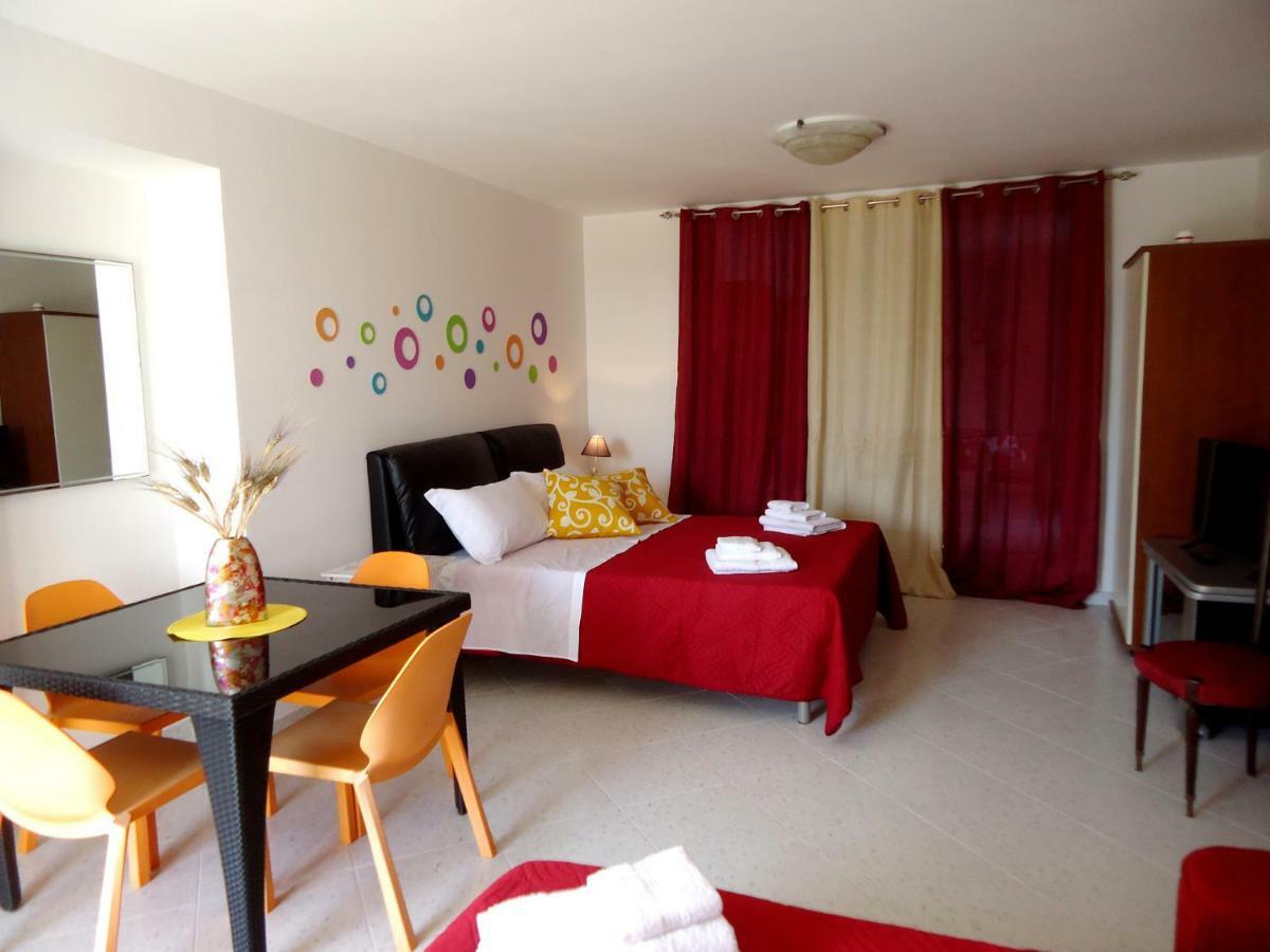 Appartement Sole E Fiori Di Sicilia à Valderice Extérieur photo
