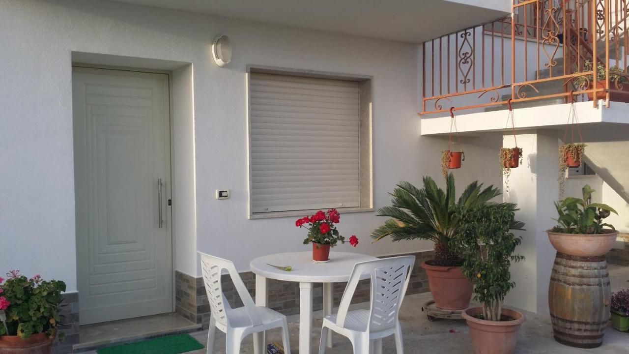 Appartement Sole E Fiori Di Sicilia à Valderice Extérieur photo